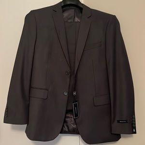 Men’s charcoal suit